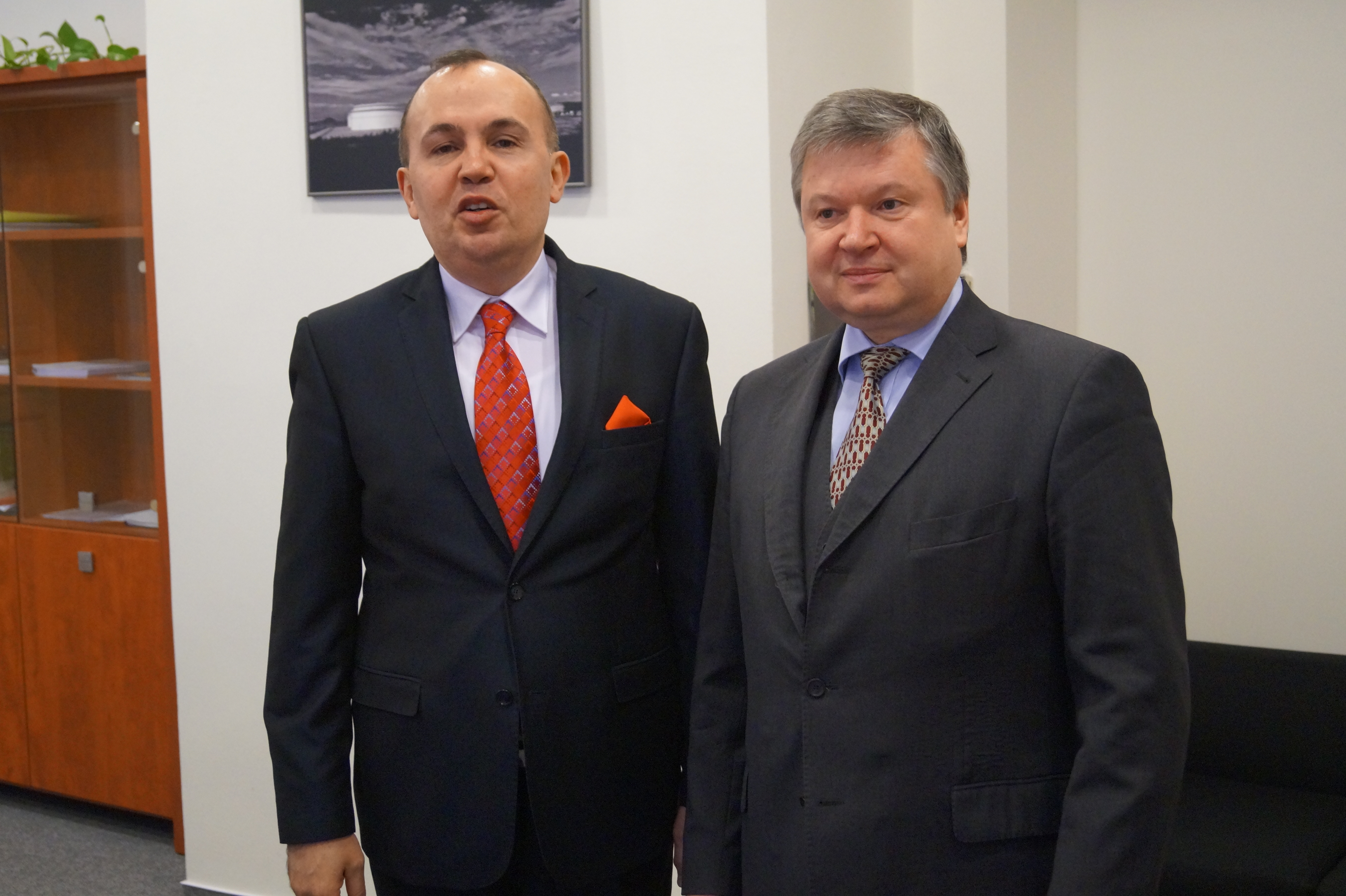 Předseda SSHR Pavel Švagr se setkal s Kajetánem Kičurou předsedou Správy státních hmotných rezerv Slovenské republiky