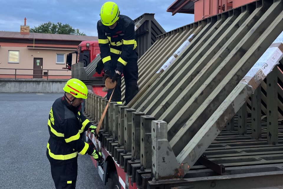 Těžké mostní soupravy pro Ukrajinu